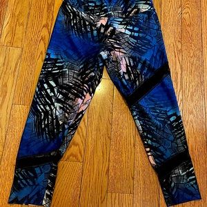 Pair of Bally’s athletic leggings, size M
